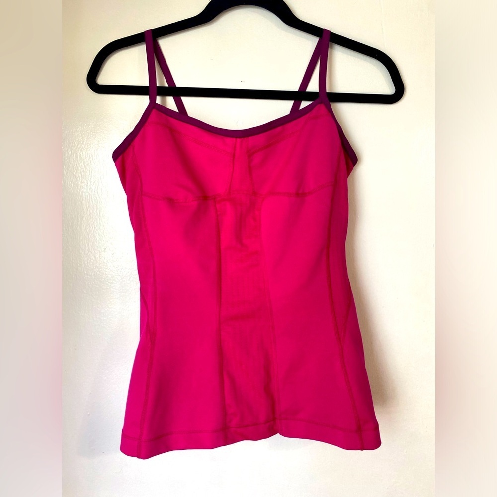 The North Face Vapor Wick Tank Top Shelf Bra
